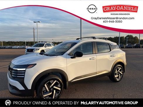 New 2026 Nissan Kicks SV w/ SV Premium Package image 1