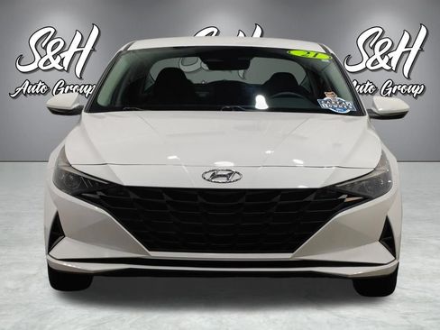 Used 2021 Hyundai Elantra SE FWD image 11