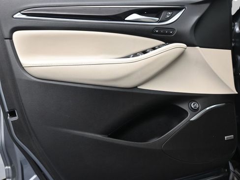 Used 2018 Buick Enclave Premium w/ Experience Buick Package image 36