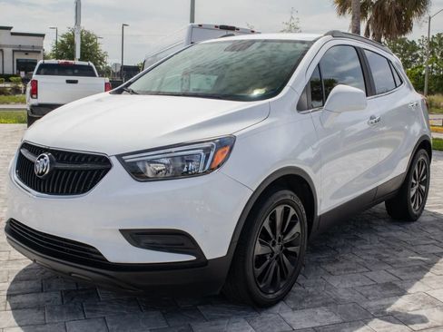 Used 2020 Buick Encore Preferred FWD image 3