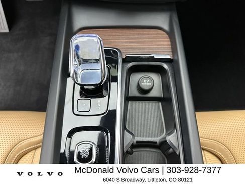 Certified 2023 Volvo XC60 B5 Ultimate w/ Climate Package AWD/4WD image 20