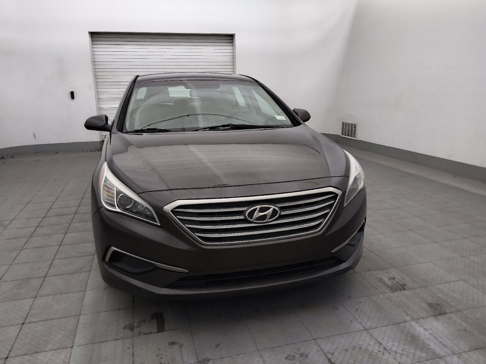 Used 2016 Hyundai Sonata SE FWD image 14