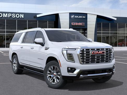 New 2026 GMC Yukon XL Denali w/ Sun & Power Step Package AWD/4WD image 31