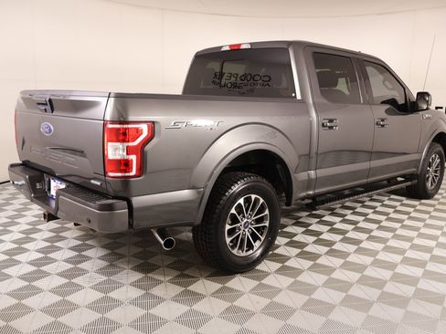 Used 2018 Ford F150 XLT w/ Equipment Group 302A Luxury AWD/4WD image 22