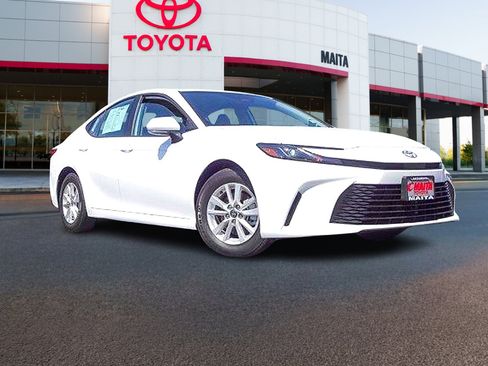 Used 2026 Toyota Camry LE FWD image 1