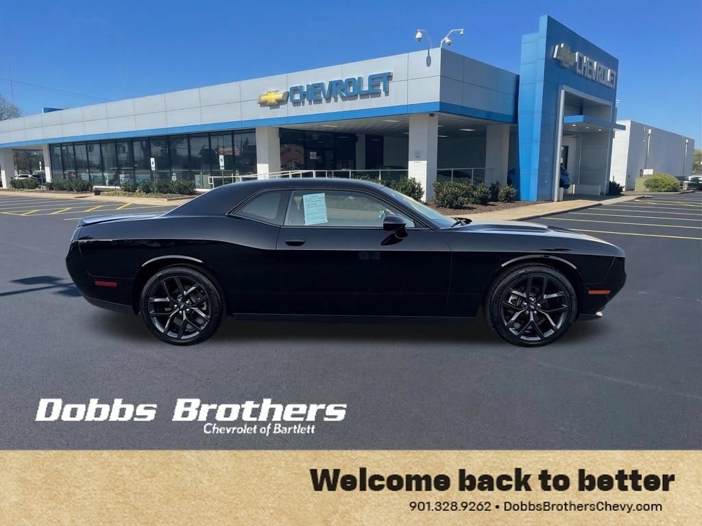 Used 2023 Dodge Challenger SXT w/ Blacktop Package RWD image 9