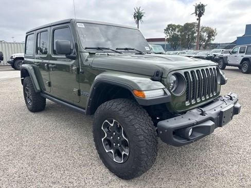 Used 2023 Jeep Wrangler Unlimited Rubicon 4xe w/ Steel Bumper Group AWD/4WD image 3