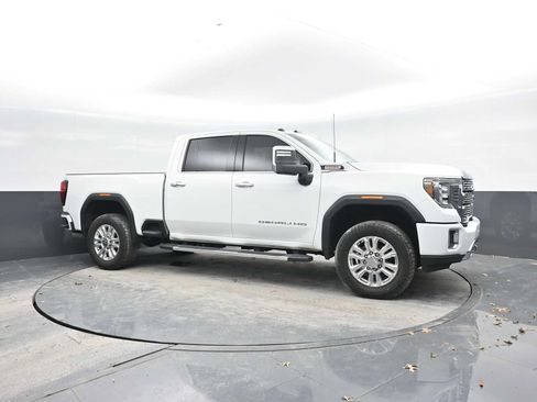 Used 2023 GMC Sierra 2500 Denali w/ Denali Ultimate Package image 6