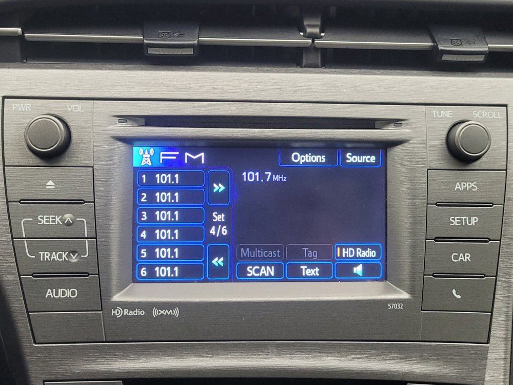 Used 2015 Toyota Prius Three FWD image 25