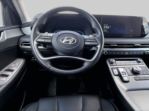 Used 2025 Hyundai Palisade SEL FWD image 6