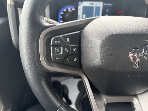 Used 2023 Ford Bronco Wildtrak image 20