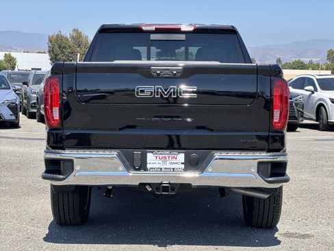 New 2026 GMC Sierra 1500 SLT w/ SLT Premium Plus Package RWD image 4
