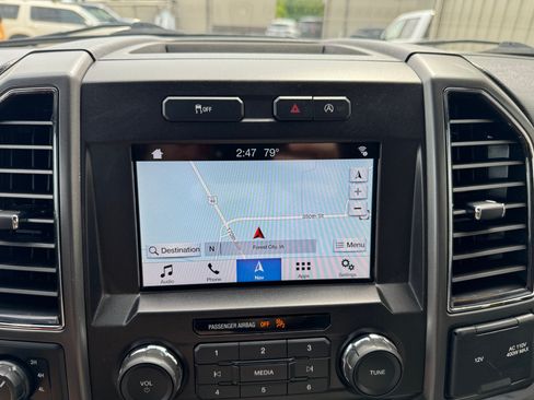 Used 2018 Ford F150 XLT w/ Equipment Group 302A Luxury AWD/4WD image 14