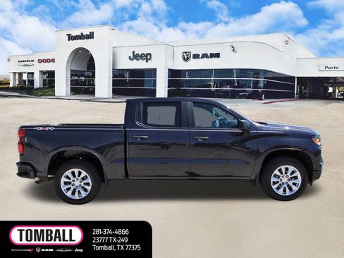 Used 2022 Chevrolet Silverado 1500 Custom image 8