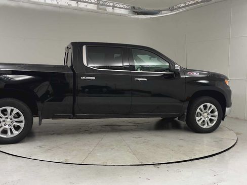 Used 2023 Chevrolet Silverado 1500 LTZ w/ LTZ Premium Package AWD/4WD image 9