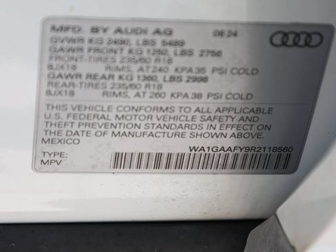 Used 2024 Audi Q5 2.0T Premium w/ Convenience Package AWD/4WD image 43