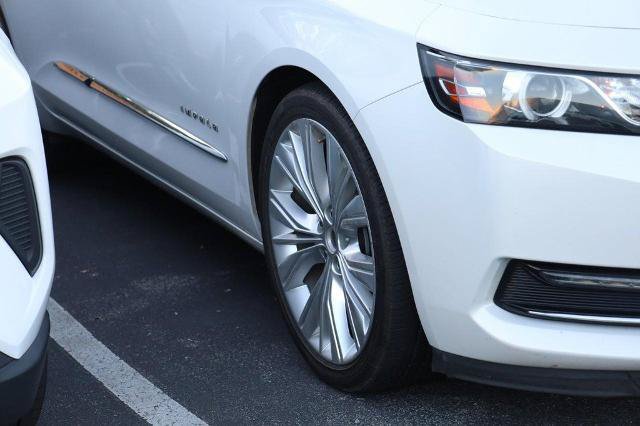 Used 2018 Chevrolet Impala Premier w/ Premier Confidence Package FWD image 3