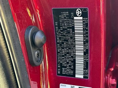 Used 2024 Toyota Corolla LE image 32