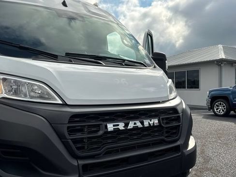 Used 2024 RAM ProMaster 2500 w/ Convenience Group FWD image 26