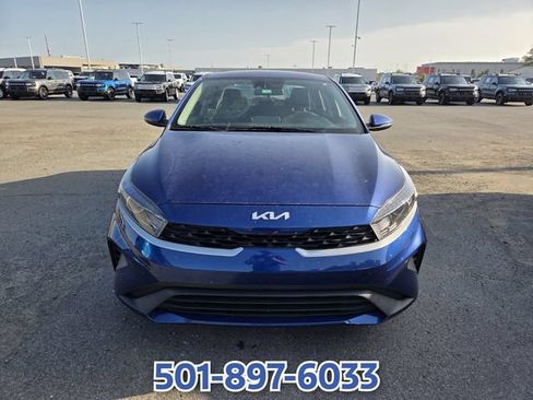 Used 2023 Kia Forte LXS w/ LXS Technology Package FWD image 2
