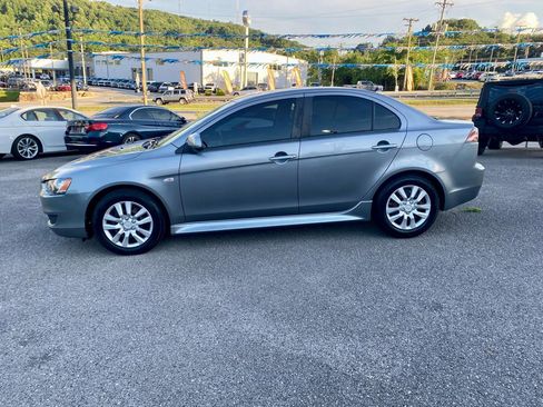 Used 2013 Mitsubishi Lancer ES FWD image 4