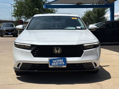 Used 2024 Honda Accord EX-L image 3