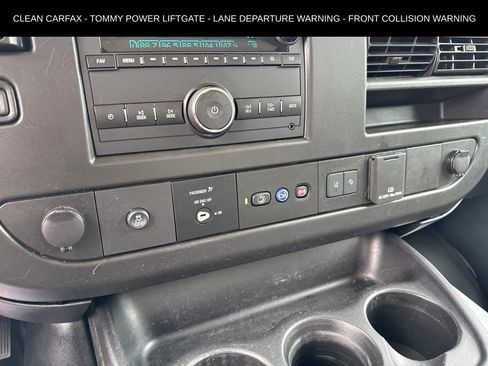 Used 2021 Chevrolet Express 3500 RWD image 27
