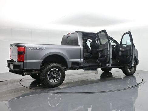 Used 2024 Ford F250 Lariat w/ Tremor Off-Road Package image 5