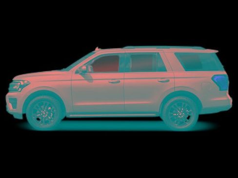 Used 2022 Ford Expedition XLT image 3