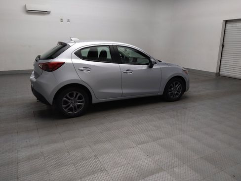 Used 2020 Toyota Yaris LE FWD image 10
