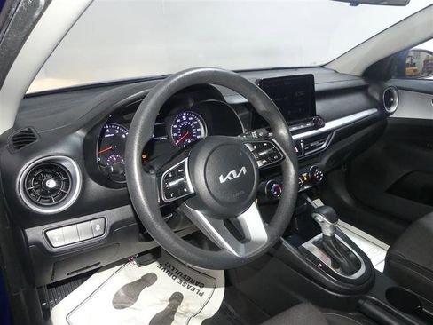 Used 2022 Kia Forte LXS image 21