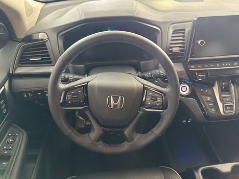 Certified 2025 Honda Odyssey Elite image 28