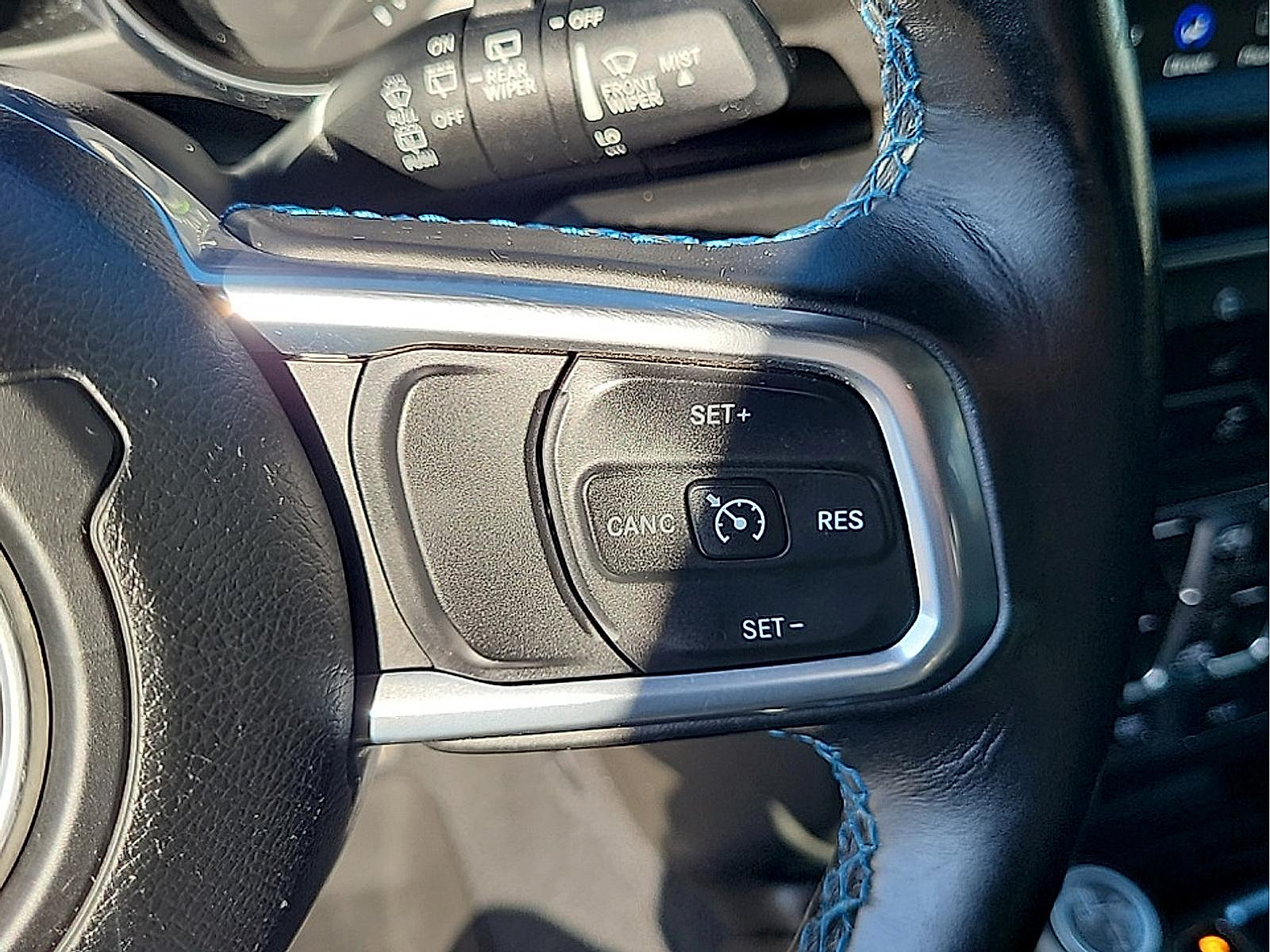Used 2023 Jeep Wrangler Unlimited Rubicon 4xe AWD/4WD image 18