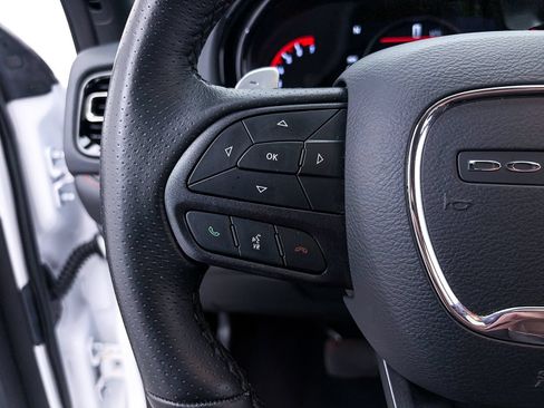 Used 2025 Dodge Durango GT AWD/4WD image 33