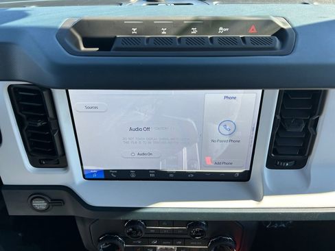 New 2025 Ford Bronco Heritage Edition image 49