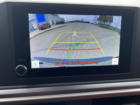 Used 2025 Toyota 4Runner SR5 image 38