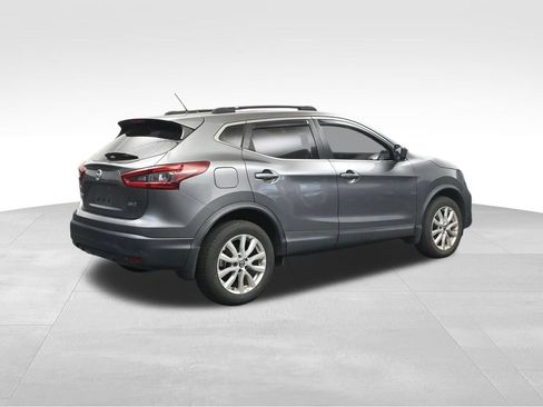Used 2022 Nissan Rogue Sport S FWD image 5