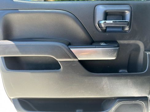 Used 2017 Chevrolet Silverado 1500 LT w/ Texas Edition RWD image 15