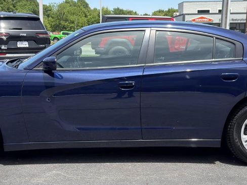 Used 2016 Dodge Charger SE w/ Popular Equipment Group RWD image 13