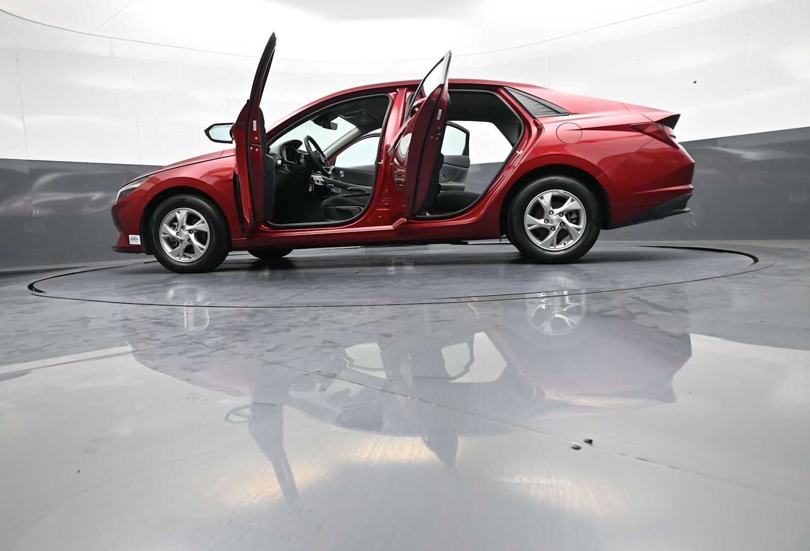 Certified 2023 Hyundai Elantra SE FWD image 48