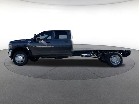 New 2026 RAM 4500 Tradesman w/ Chrome Appearance Group image 2