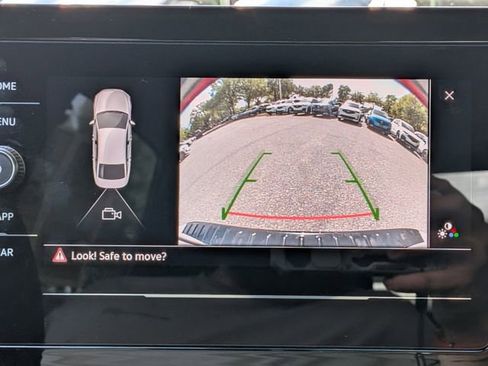 Used 2025 Volkswagen Jetta Sport image 21