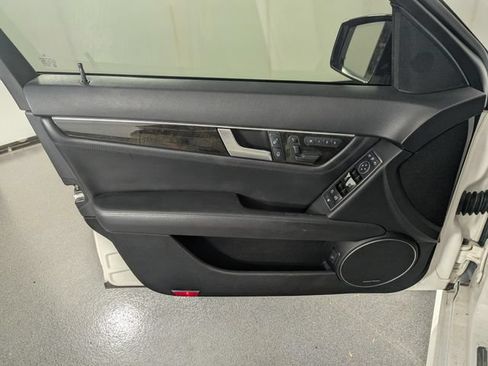 Used 2012 Mercedes-Benz C 63 AMG Sedan image 9