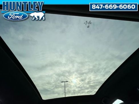 Used 2024 BMW 740i xDrive image 14