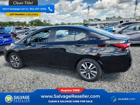 Used 2025 Nissan Versa SV FWD image 3