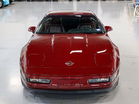 Used 1993 Chevrolet Corvette Coupe image 3
