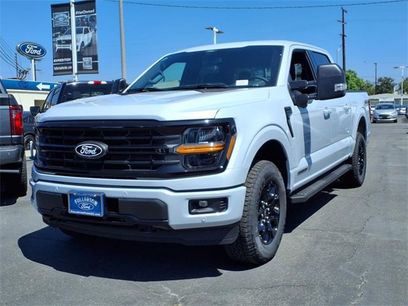 New 2025 Ford F150 XLT w/ Equipment Group 302A MID