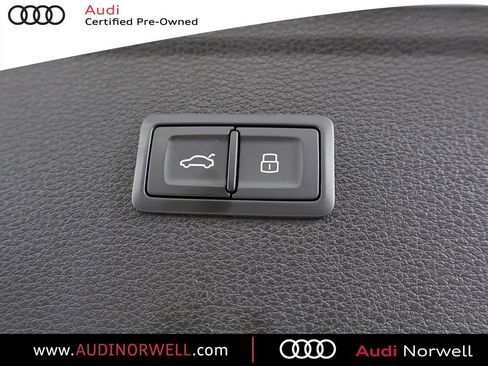 Certified 2023 Audi Q5 2.0T Prestige AWD/4WD image 18