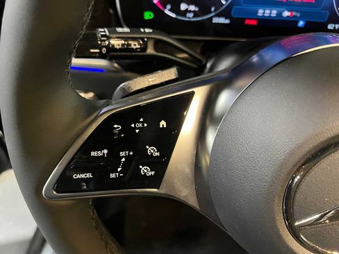 New 2025 Mercedes-Benz GLC 300 4MATIC image 22