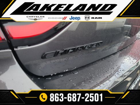 Used 2022 Dodge Charger SXT w/ Blacktop Package RWD image 7